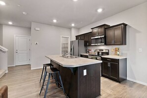Fully equipped kitchen!