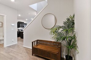 Entry way...