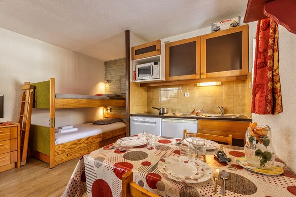 Practical flat with bunk beds