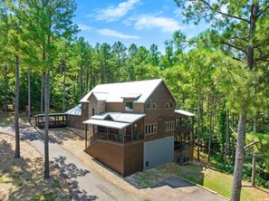 Located on Red Berry Trail, we're centrally located to all of Broken Bow's amenities - and have plenty of parking in our wrap-around paved blacktop...  Need an EV charger? We got you!