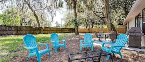 Fully Fenced Backyard to Relax in!