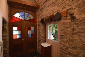 Entrance / Reception