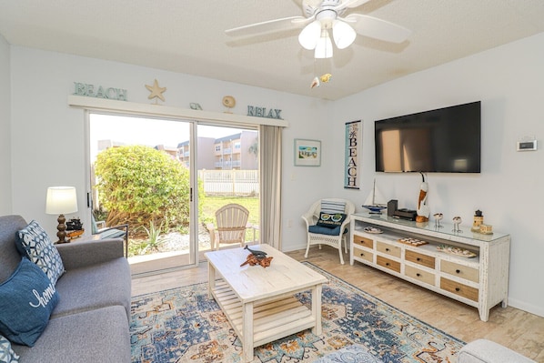 St. Augustine Beach Rentals Living Room
