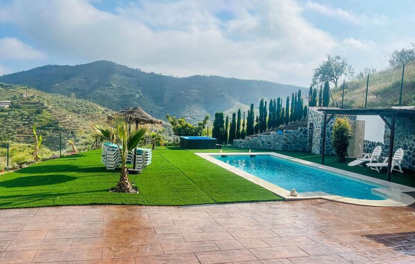 pool