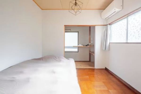 HASUNUMA Indoor