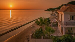 Vista para praia/oceano