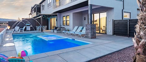 Gorgeous private pool and hot tub with fun waterfalls