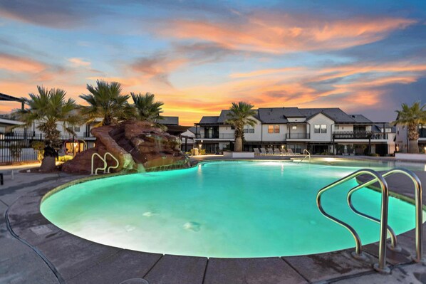 Community pool with built-in kiddie pool