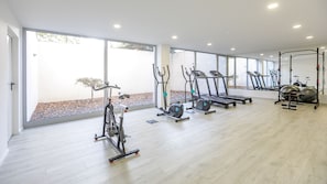 You will have at your disposal a gym in the building #airbnb #airbnbporto #portugal #pt #porto