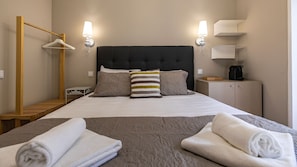 After a beautiful day of getting to know Lisbon, lay back and enjoy your "me" time in this comfy double bedroom #airbnb #airbnblisbon #portugal #pt #lisbon
