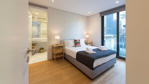 Master bedroom with an en-suite bathroom and an amazing decoration for the maximum comfort #airbnbporto #portugal #porto #cozy #suite