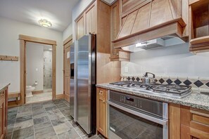 Flooring, Room, Indoors, Floor, Kitchen