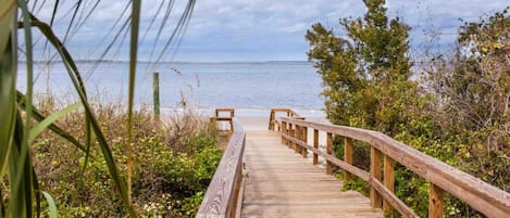 Beach/ocean view