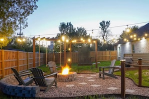 Cozy up next to the fire pit and make some smores with the family! 