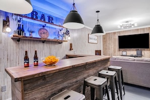 Bar (in der Unterkunft)