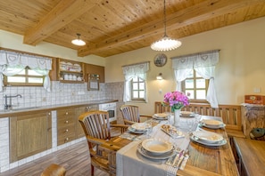 Cuisine et salle Ă manger
