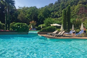 Shared pool