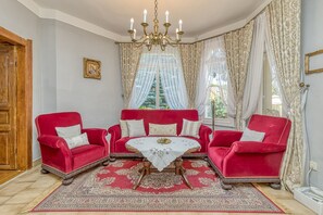 Sitting Area