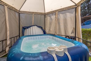 Jacuzzi