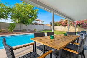 Outdoor dining