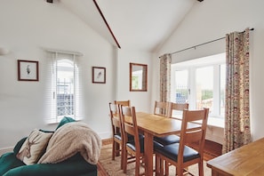 The dining room at Kingfisher Cottage, Welsh Borders