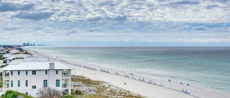 Panama City Beach Vacation Rental | 2BR | 2.5BA | 953 Sq Ft | Stairs Required