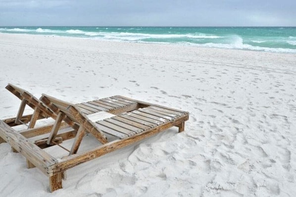 Lazy Days On The Beach
2 free beach Chairs