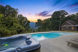 Private Hot Tub & In-Ground Pool