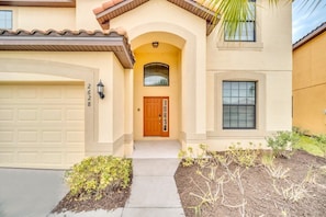 2628 Tranquility Way_Veranda Palms_02.jpg