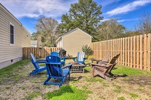 Backyard | Fire Pit