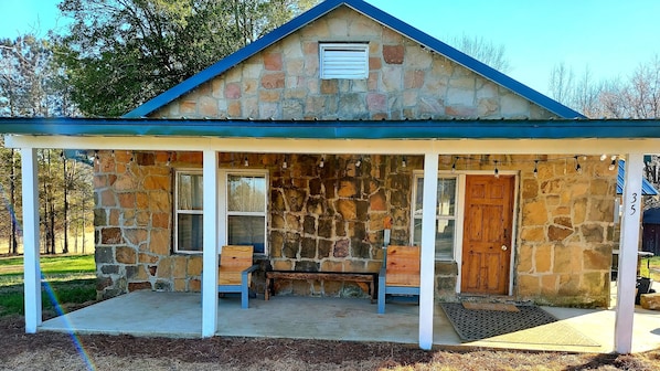 Great porch!