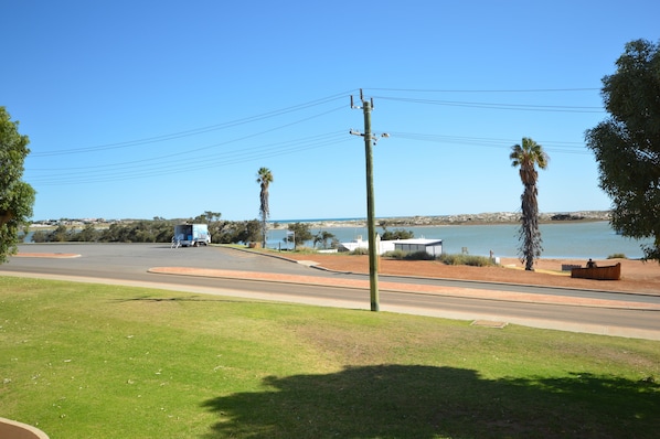 Kalbarri_112_Riverview_Holiday_Apartments - Views