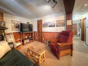 Three Seasons #305, Crested Butte Vacation Rental - Three Seasons #305, Crested Butte Vacation Rental