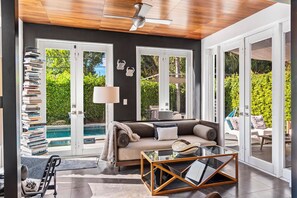 Sun room with day bed 