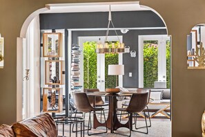 Dinning area 