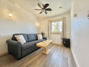 Sofa Beds can only be unfolded into beds if requirements in house rules are met