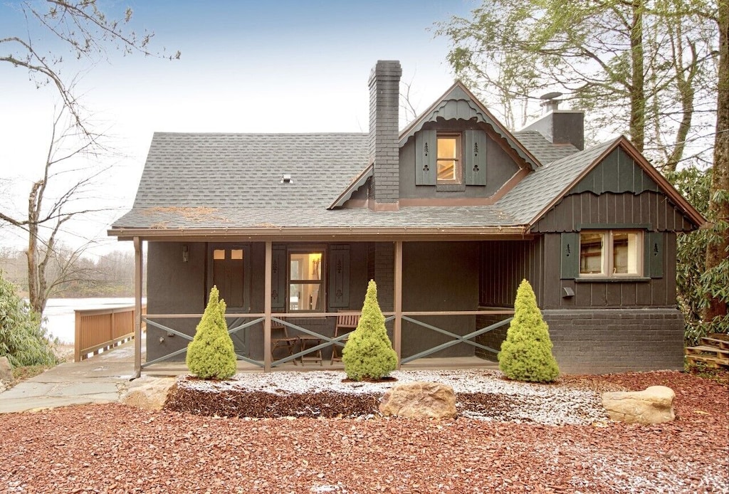 Award Winning NYC Architect Designed Lakefront Cabin