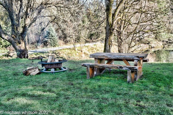 backyard with pond view - your own park