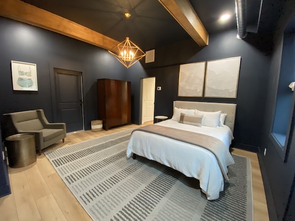 This newly renovated unit is located in a historic 1908 Pensacola building.