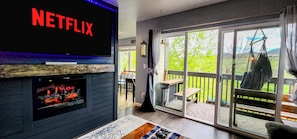 Welcome to the ultimate romantic relaxation vacation in the heart of the mtns.