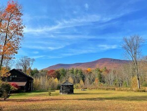 Stunning views of Overlook Mountain in the Fall!