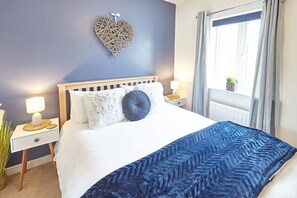 Coach House Retreat, Whitby - Host & Stay