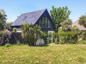 Exterior | Sunny South Lodge, Sandown