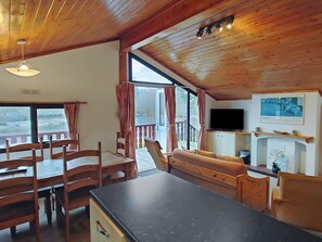 Open plan living space | 27 Aviemore Holiday Park, Aviemore