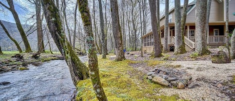 Private creek-side firepit with beautiful views of the valley.