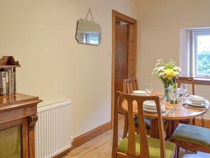 Dining room | The Lodge, Linlithgow