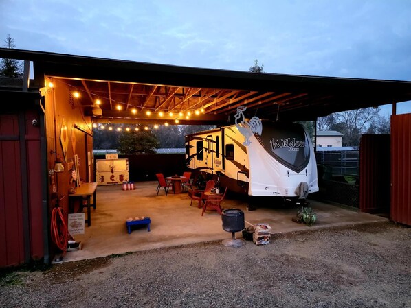 Camper/RV