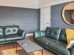 Living room | Ty Isaf, Barmouth