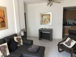 Living room with console table. 