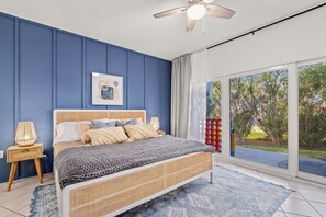 Comfortable king bed and a balcony to sit and enjoy your morning coffee

